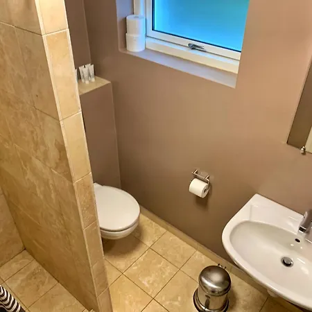 - Vejroe Vejro