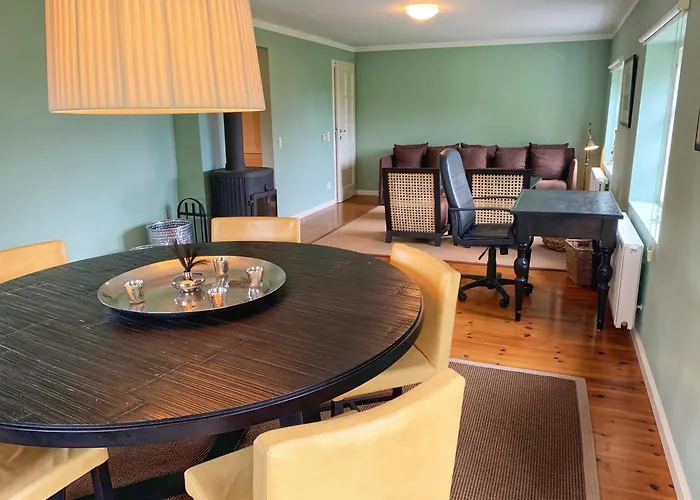 - Vejroe * Vejro